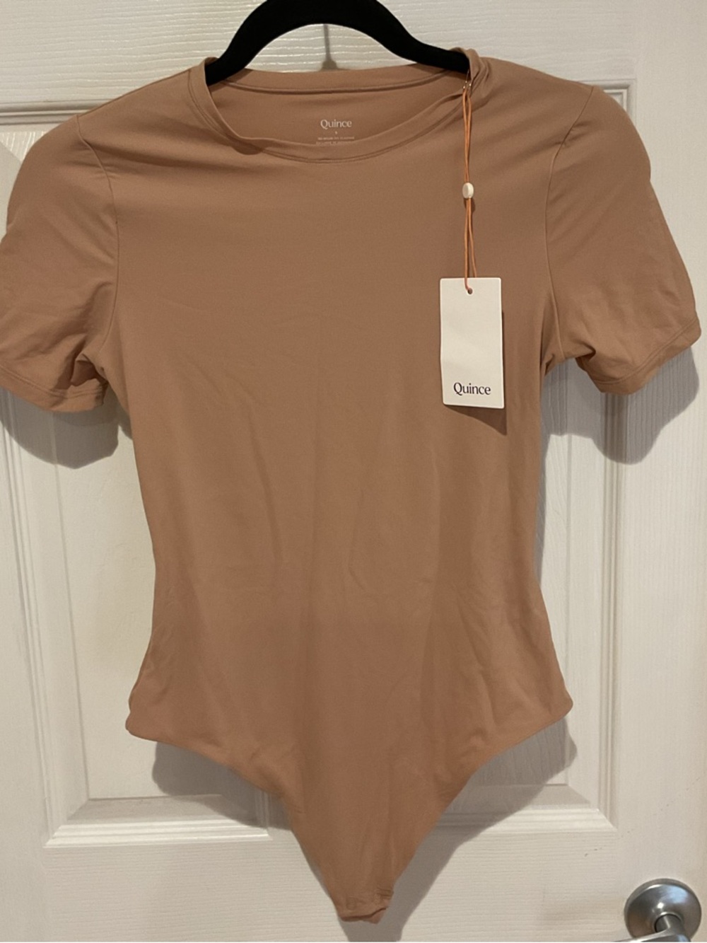 Quince second skin t shirt bodysuit small nwt sand skims soft short sleeve - Picture 3 of 5